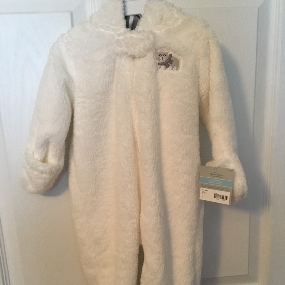 Carter’s neutral 6 month snowsuit NWT